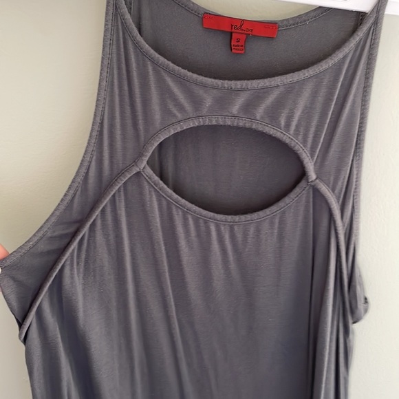 Buckle Keyhole Tank - Picture 2 of 8